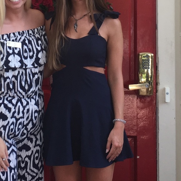 Finders Keepers Navy Mini Dress - Picture 1 of 6